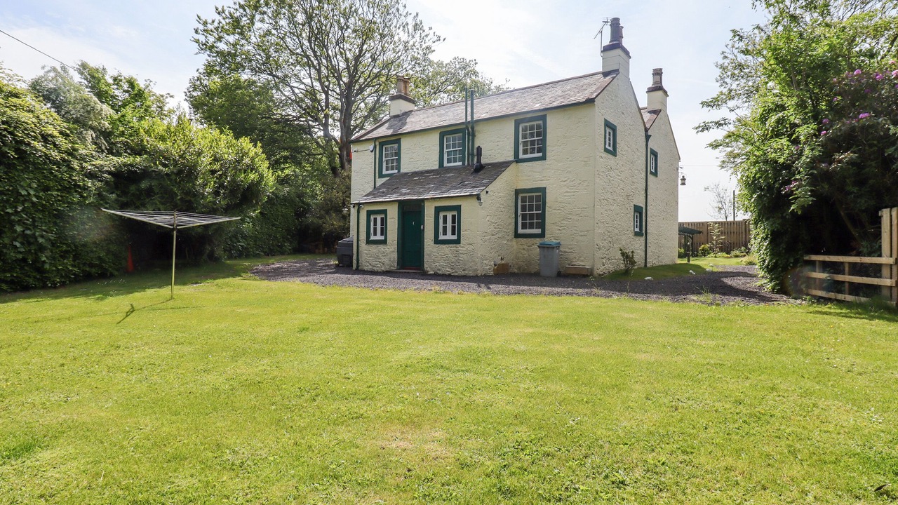 Photo of Outdoor in Clarencefield