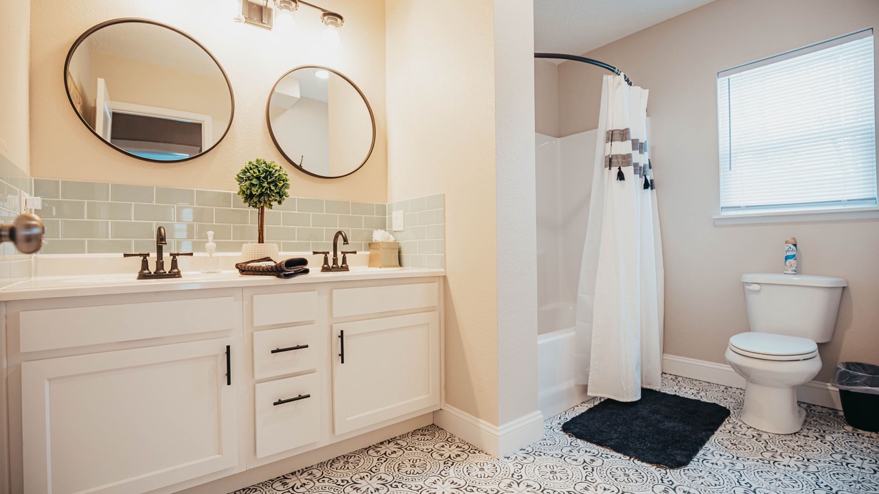 Photo of Bathroom in Rountree