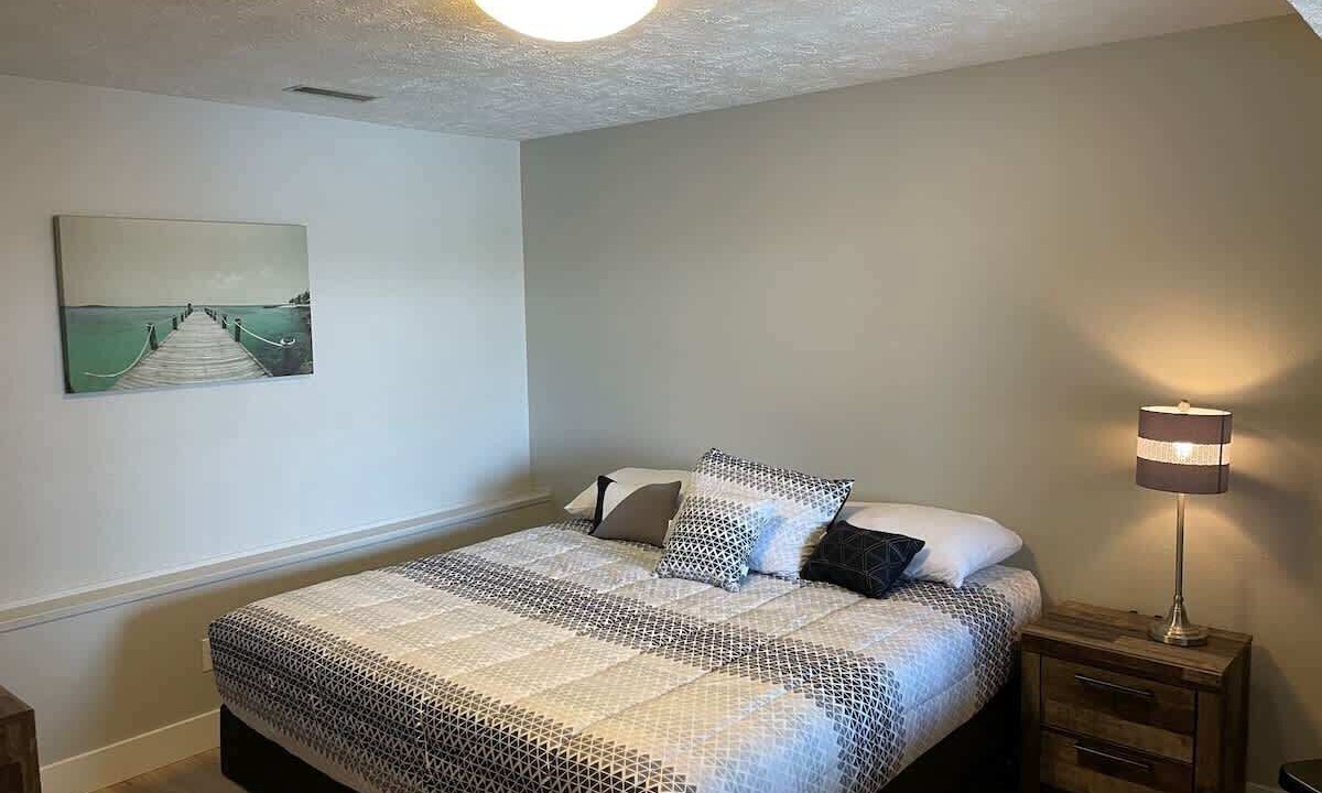 Photo of Bedroom in Whitetail