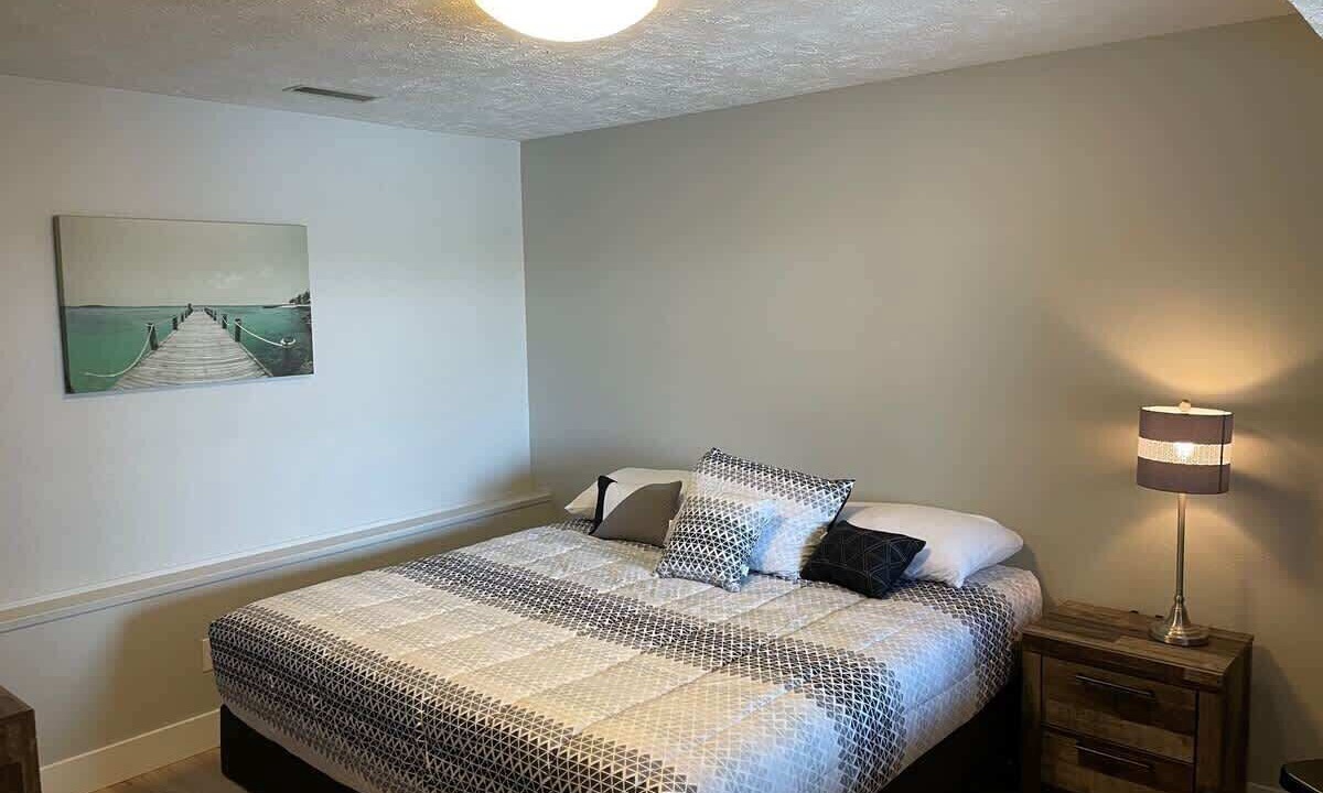Photo of Bedroom in Whitetail