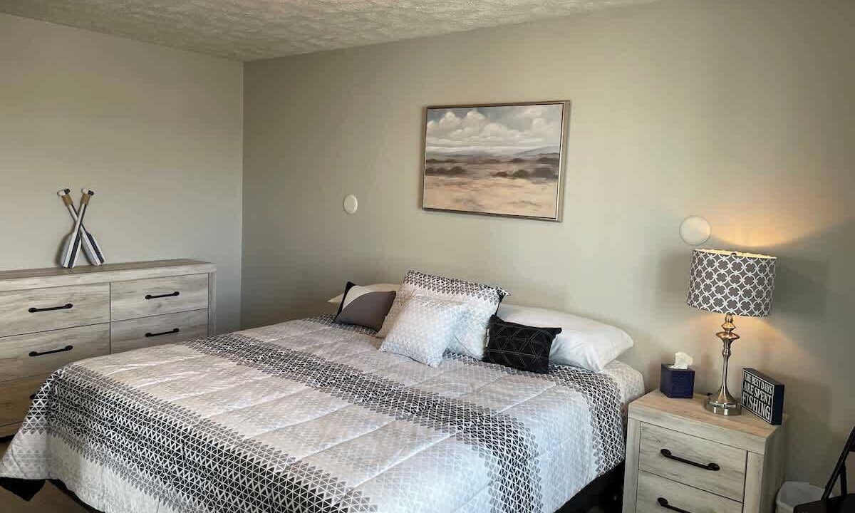 Photo of Bedroom in Whitetail
