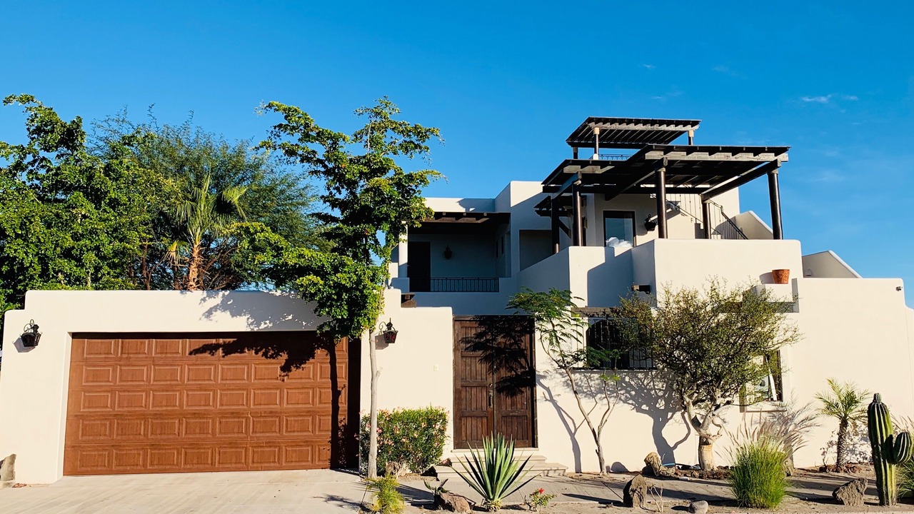 Photo of Outdoor in Nopolo