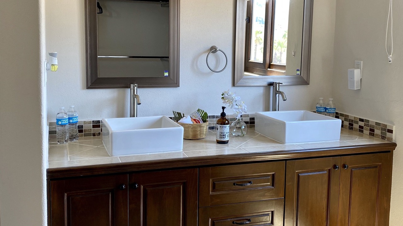 Photo of Bathroom in Nopolo