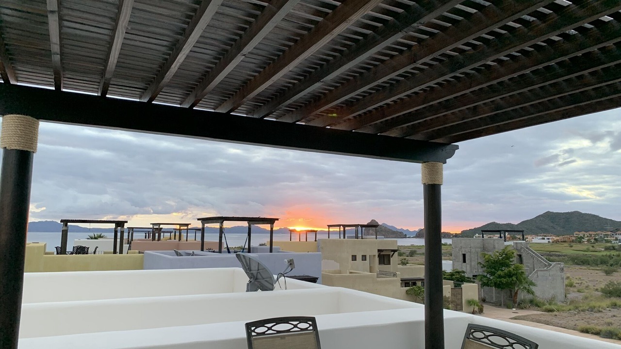 Photo of Outdoor in Nopolo