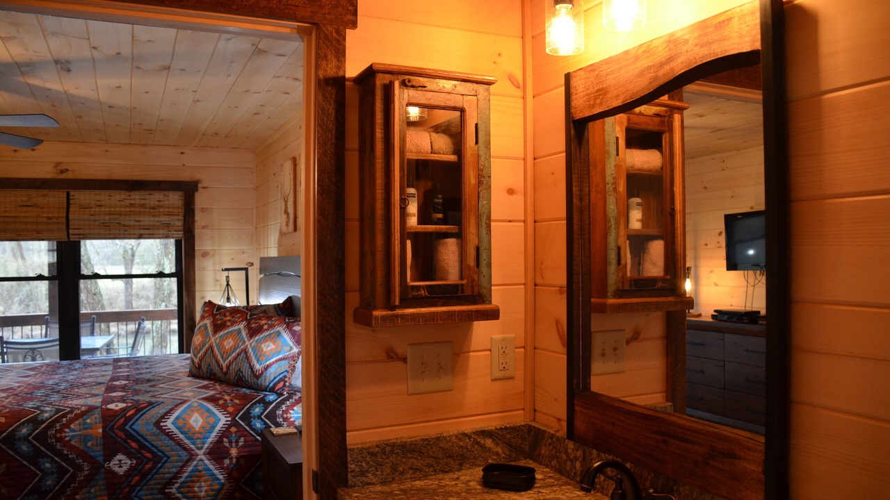 Photo of Bedroom in Mineral Bluff