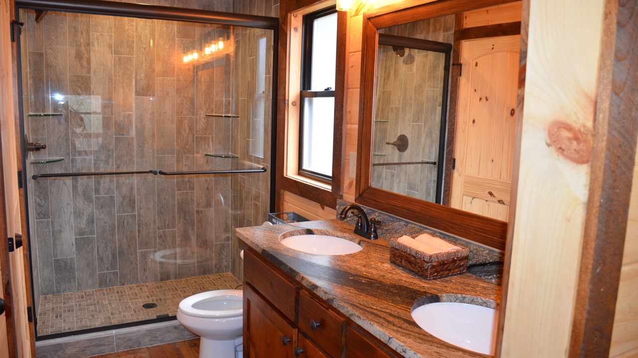 Photo of Bathroom in Mineral Bluff
