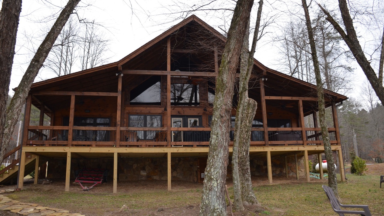 Photo of Outdoor in Mineral Bluff