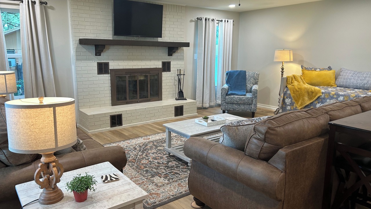 Photo of Livingroom in San Saba