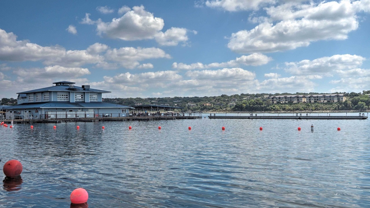 Photo of Others in Point Venture
