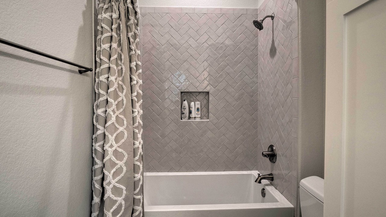 Photo of Bathroom in Point Venture