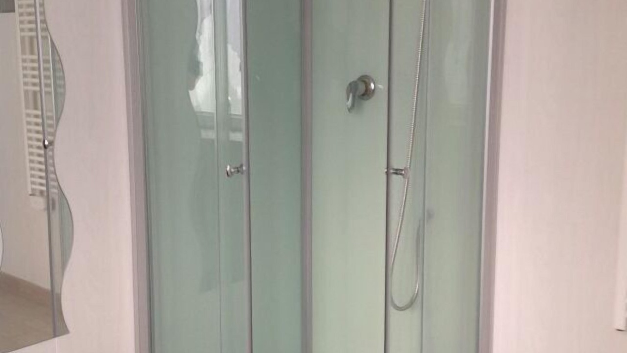 Photo of Bathroom in Surville