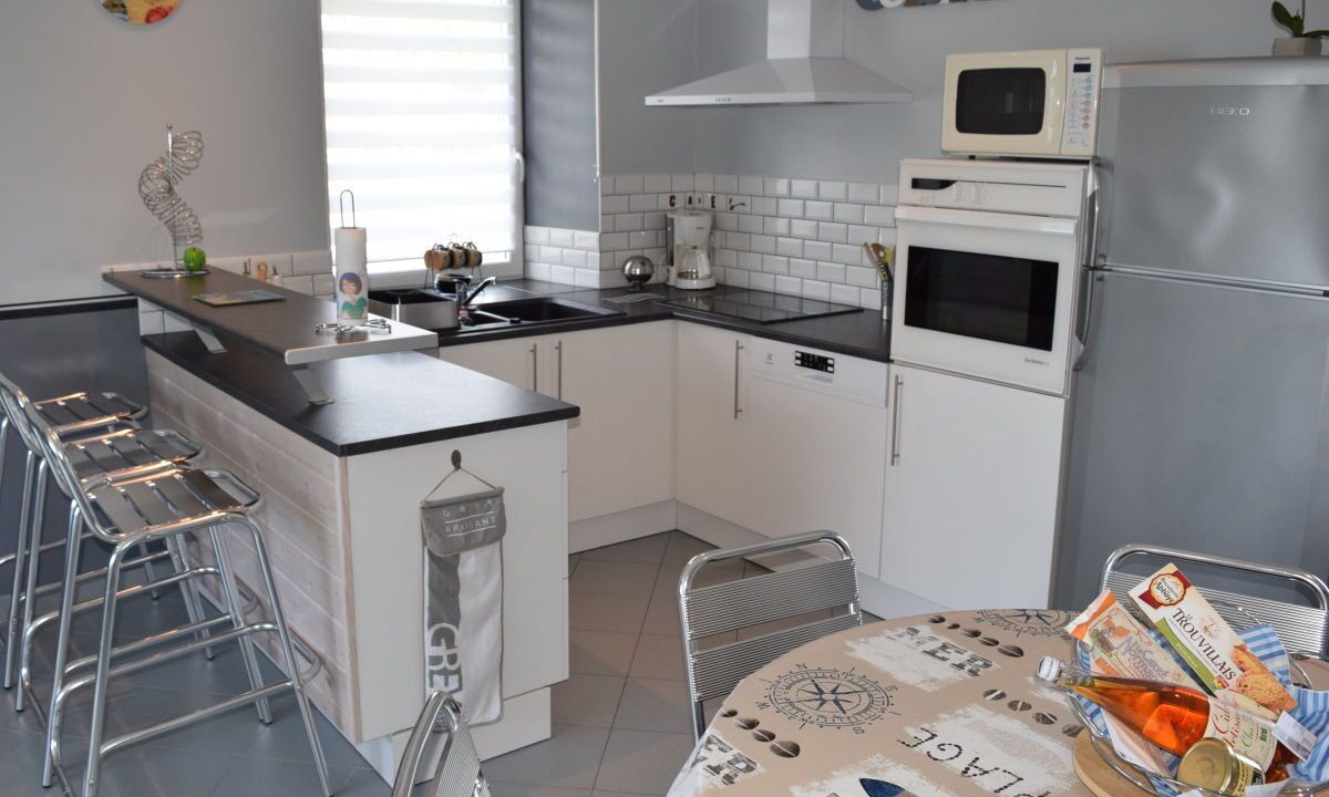 Photo of Kitchen in Surville