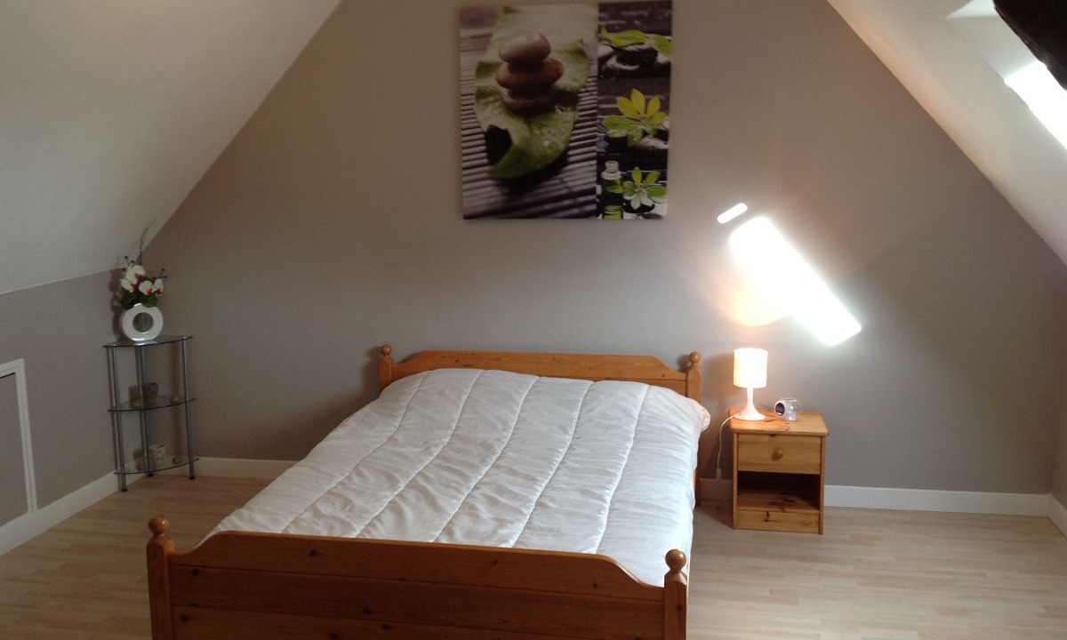 Photo of Bedroom in Surville