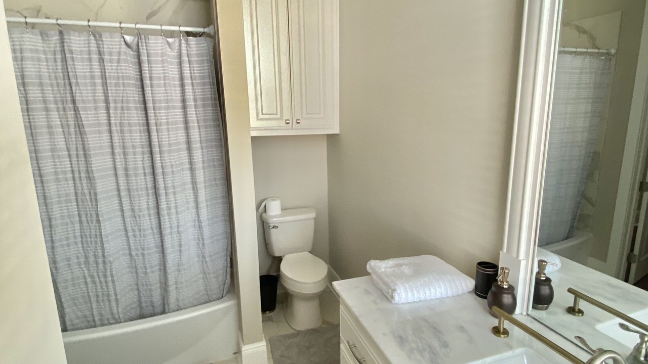 Photo of Bathroom in Crowley