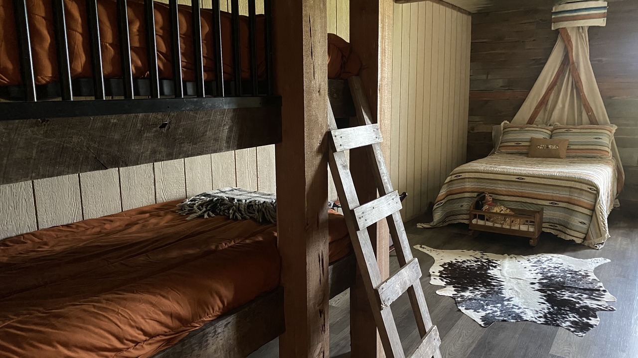 Photo of Bedroom in Heltonville