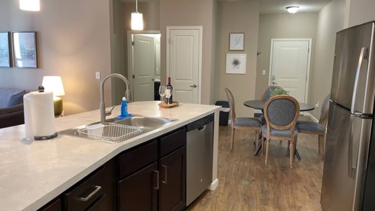 Photo of Others in Tuttle West