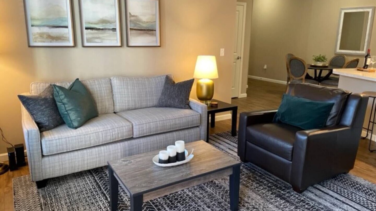 Photo of Livingroom in Tuttle West