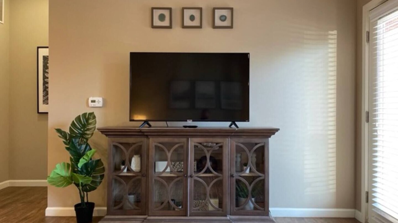 Photo of Others in Tuttle West