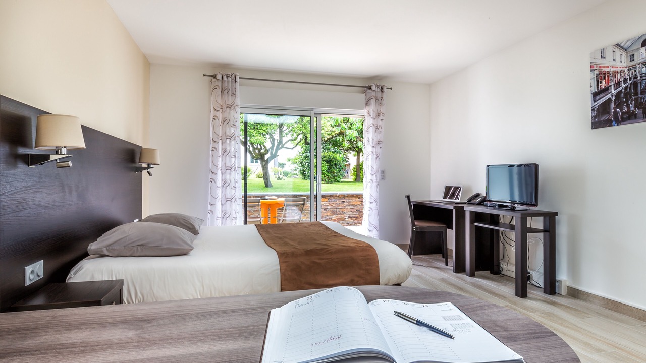 Photo of Bedroom in Pont Rousseau