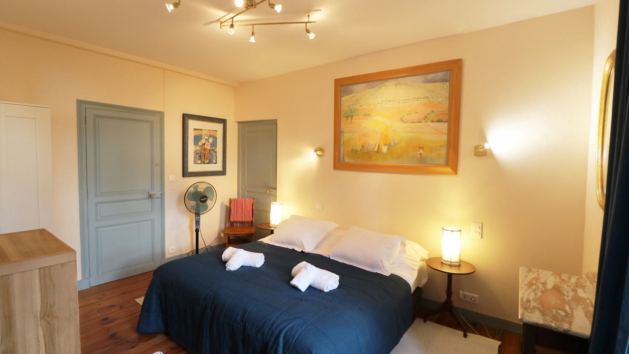Photo of Bedroom in Domme