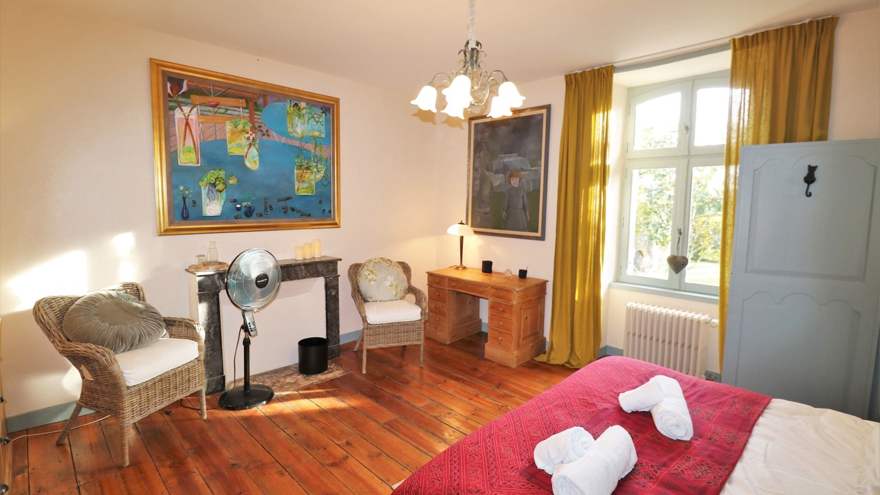 Photo of Bedroom in Domme