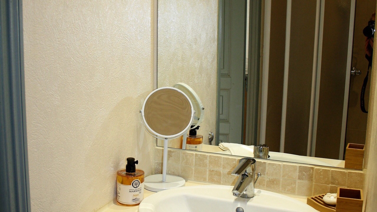 Photo of Bathroom in Domme