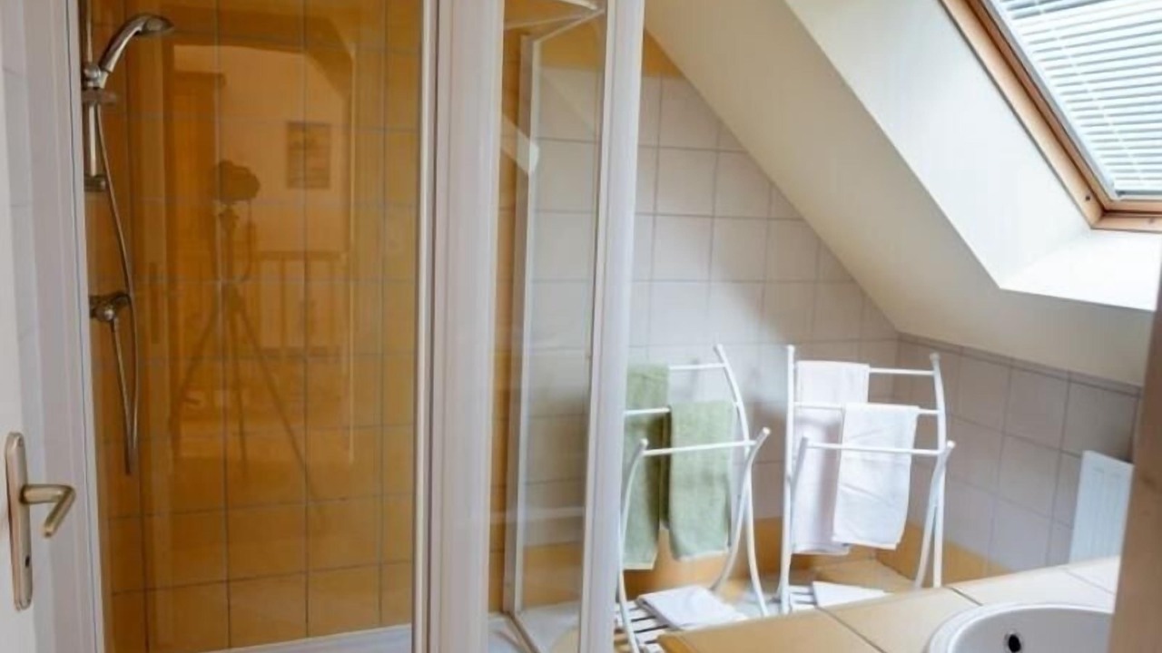 Photo of Bathroom in Poinville