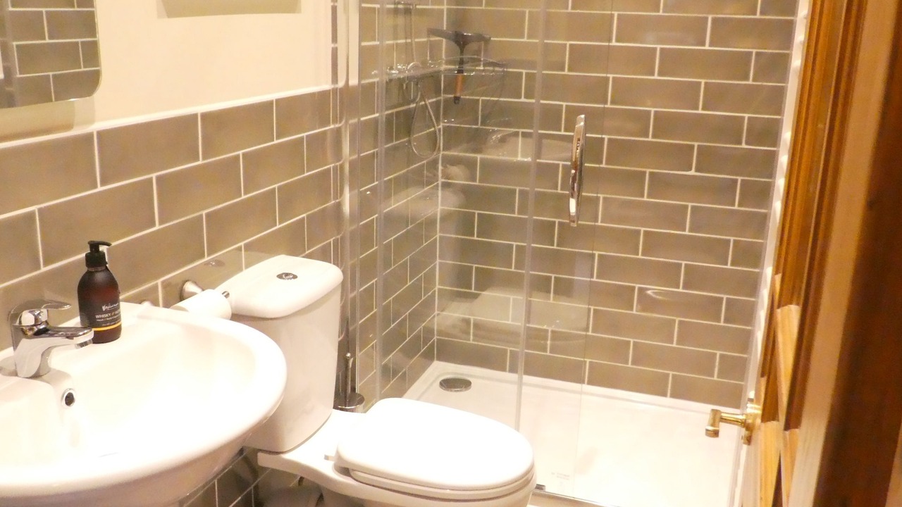 Photo of Bathroom in Boat of Garten