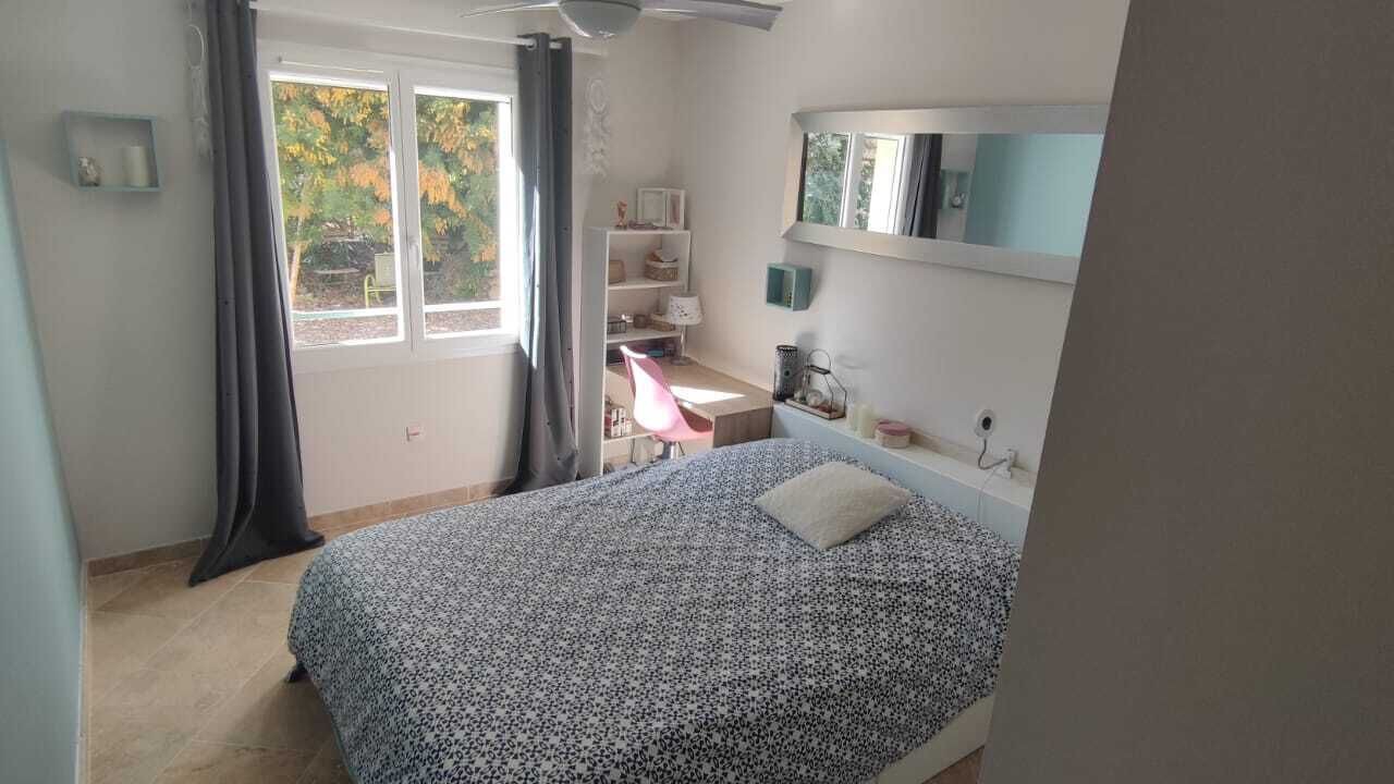 Photo of Bedroom in Uchaux