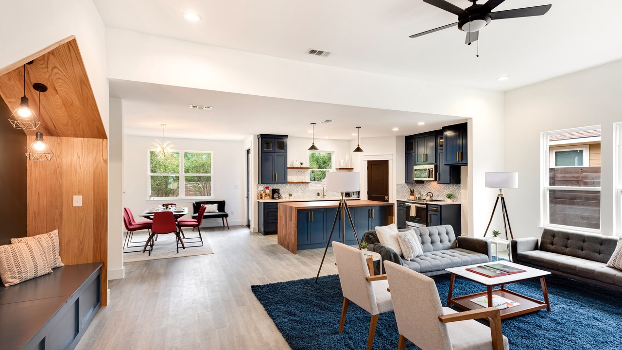 Photo of Livingroom in Lexington