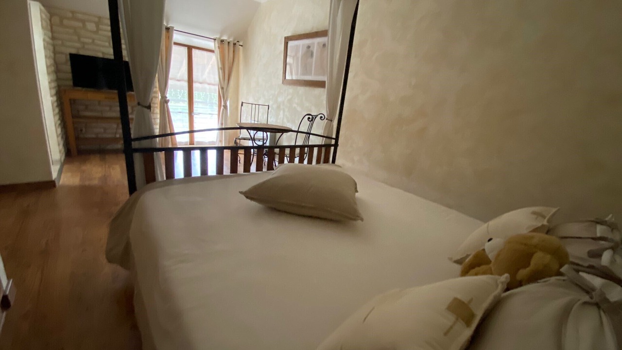 Photo of Bedroom in Saint-Martin-de-Salencey