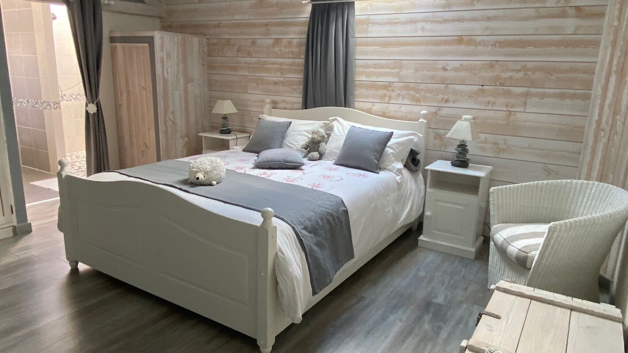 Photo of Bedroom in Saint-Martin-de-Salencey