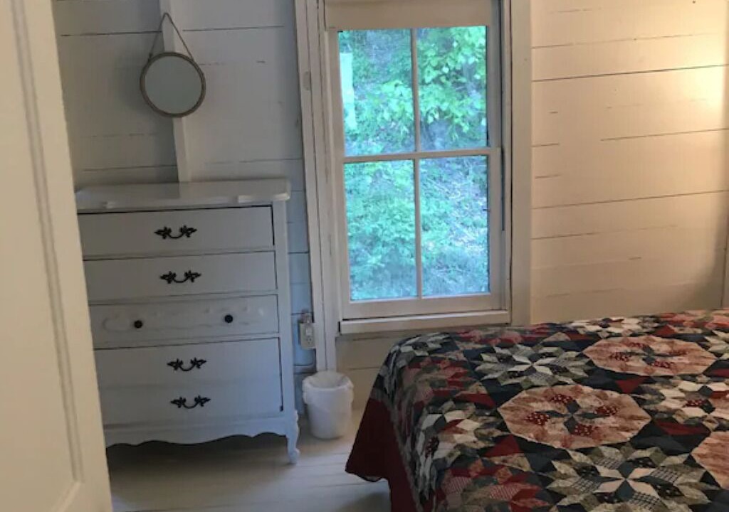 Photo of Bedroom in Rock Stream