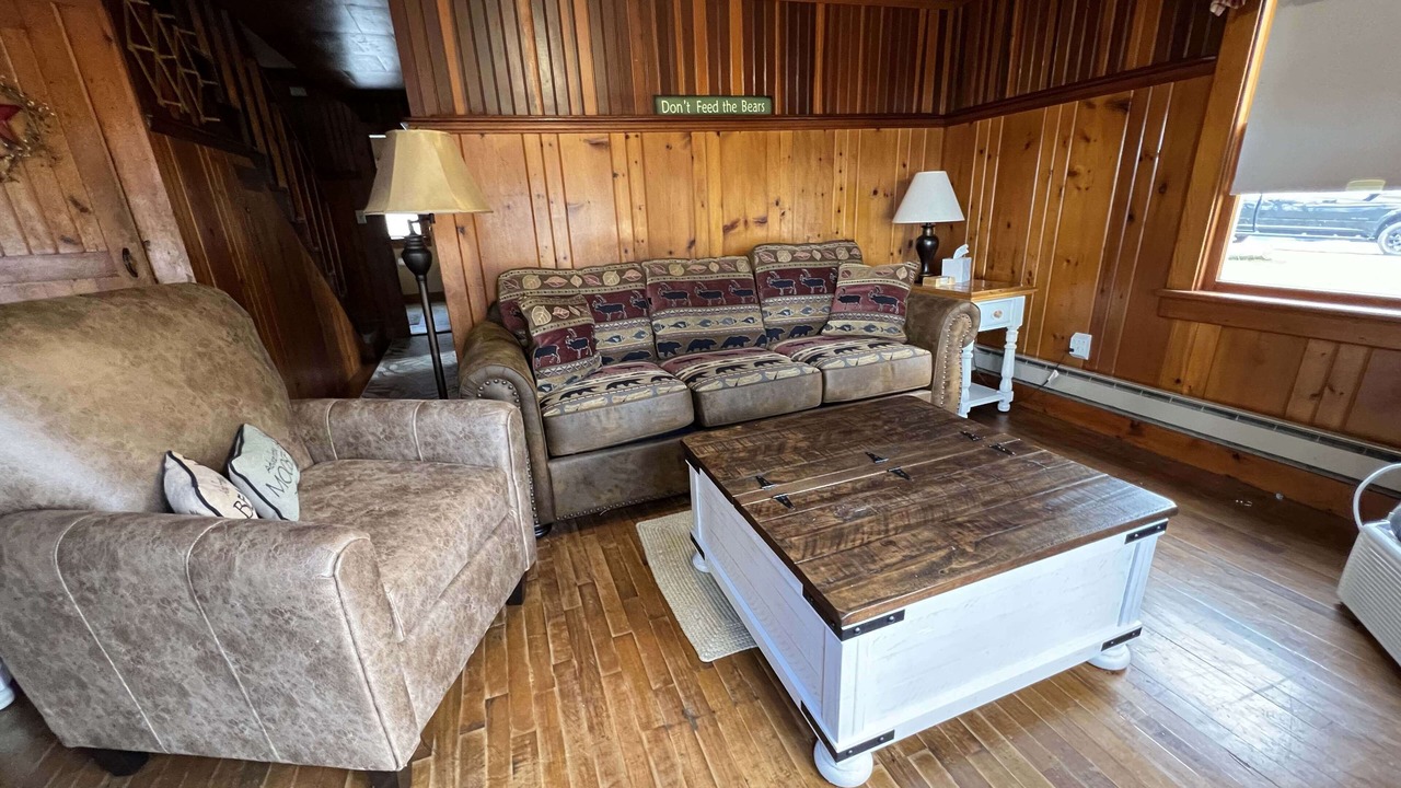 Photo of Livingroom in Gloversville