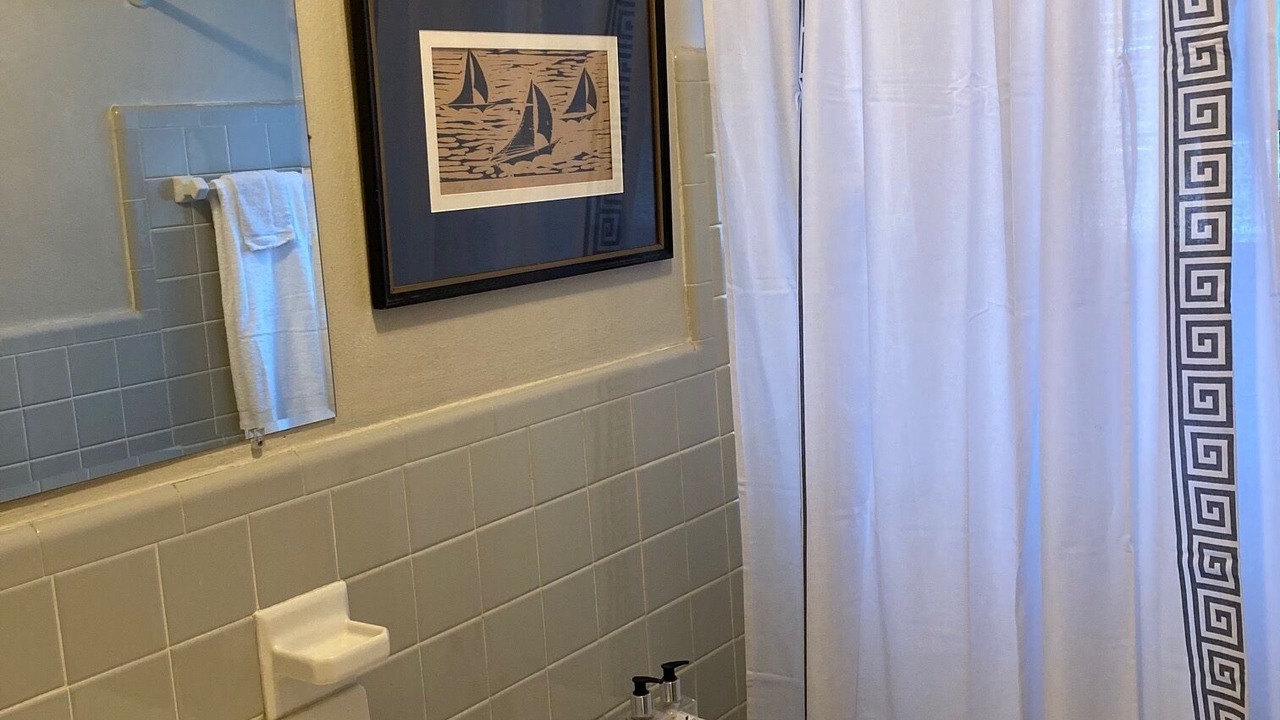 Photo of Bathroom in St. Louis Hills