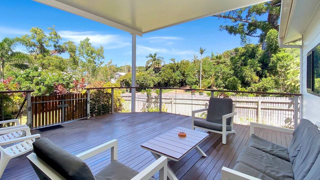 Photo of Patio Balcony in Picnic Bay
