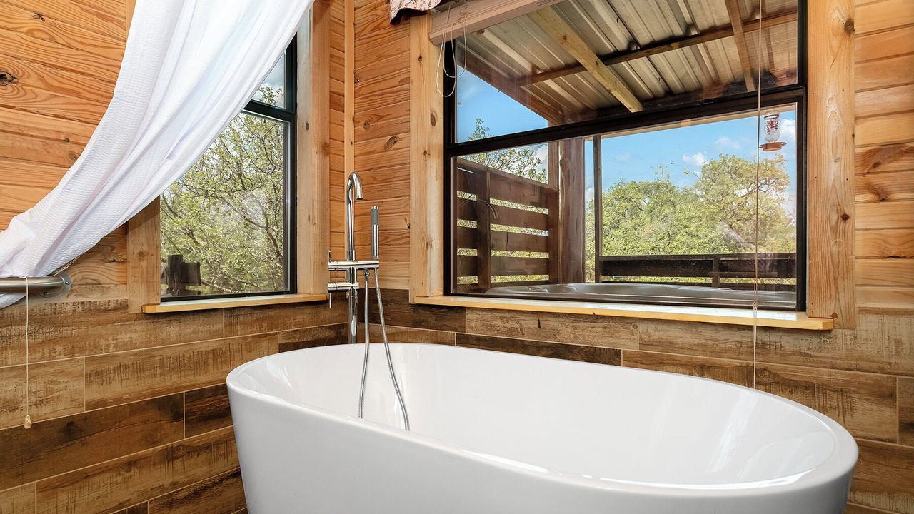 Photo of Bathroom in Llano