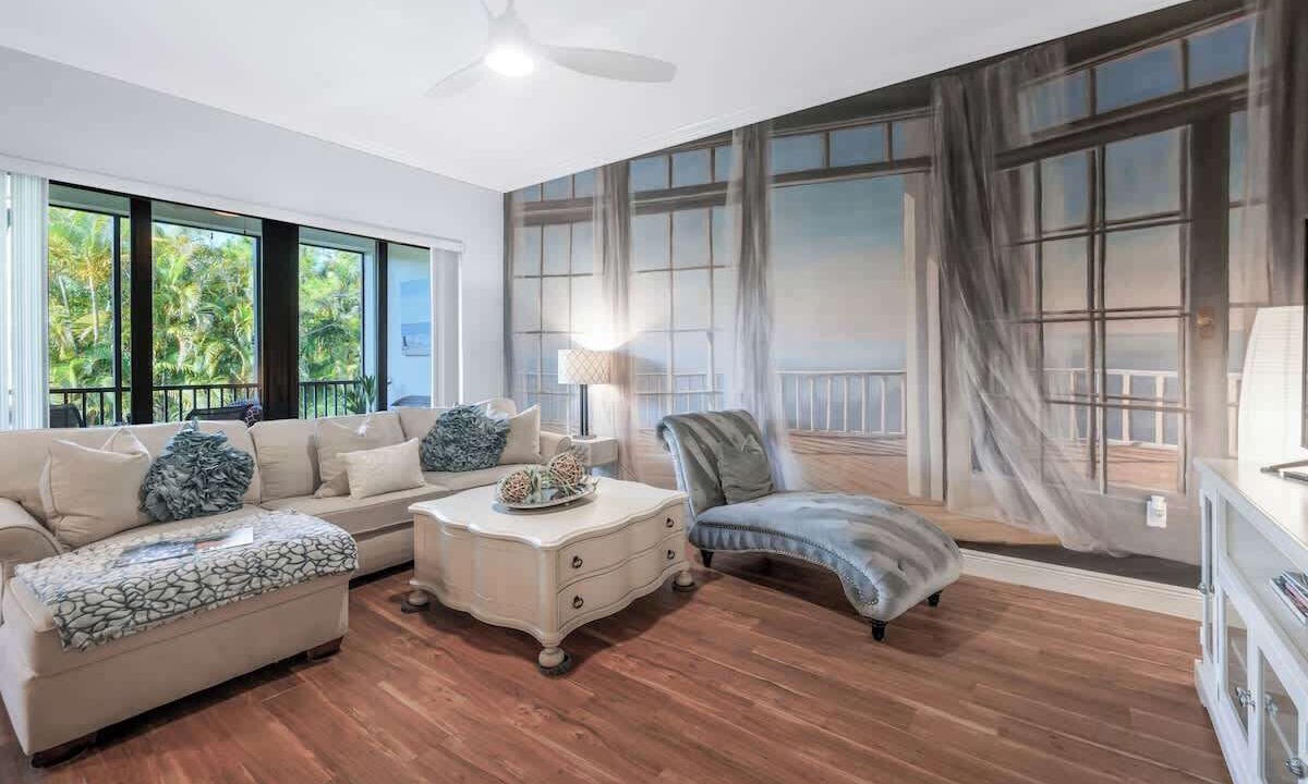 Photo of Livingroom in East Naples