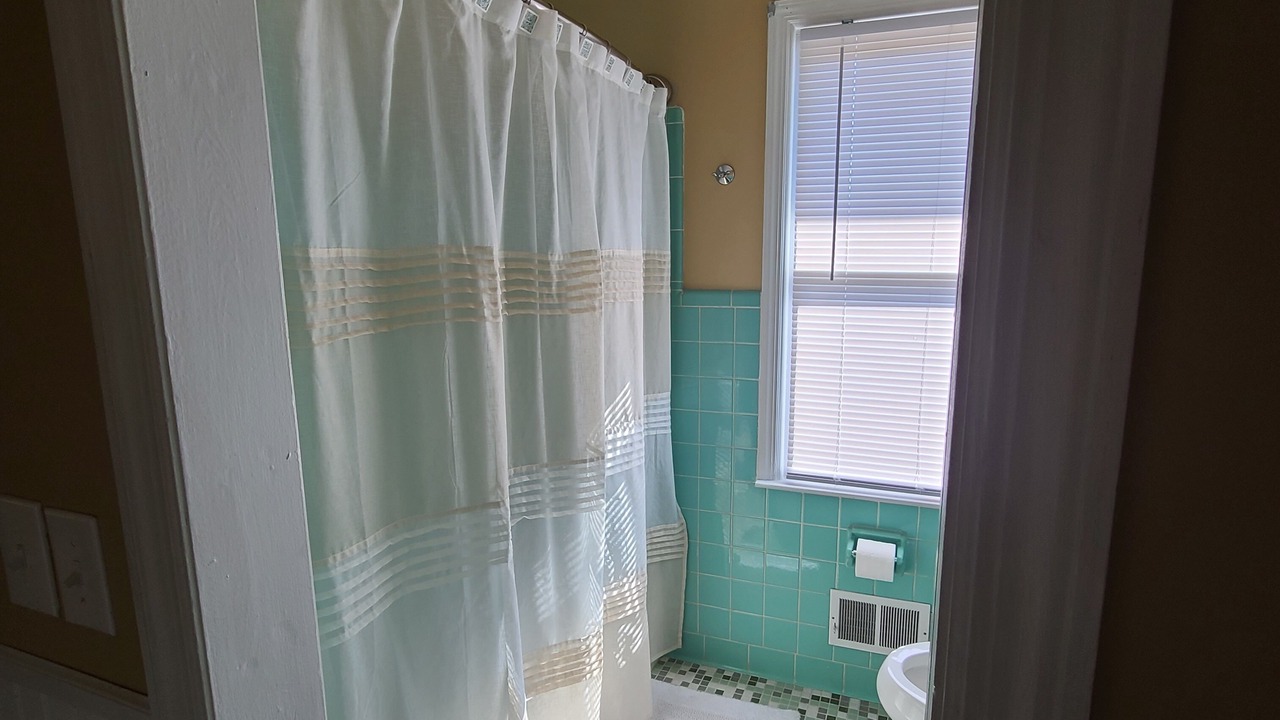 Photo of Bathroom in Zebulon