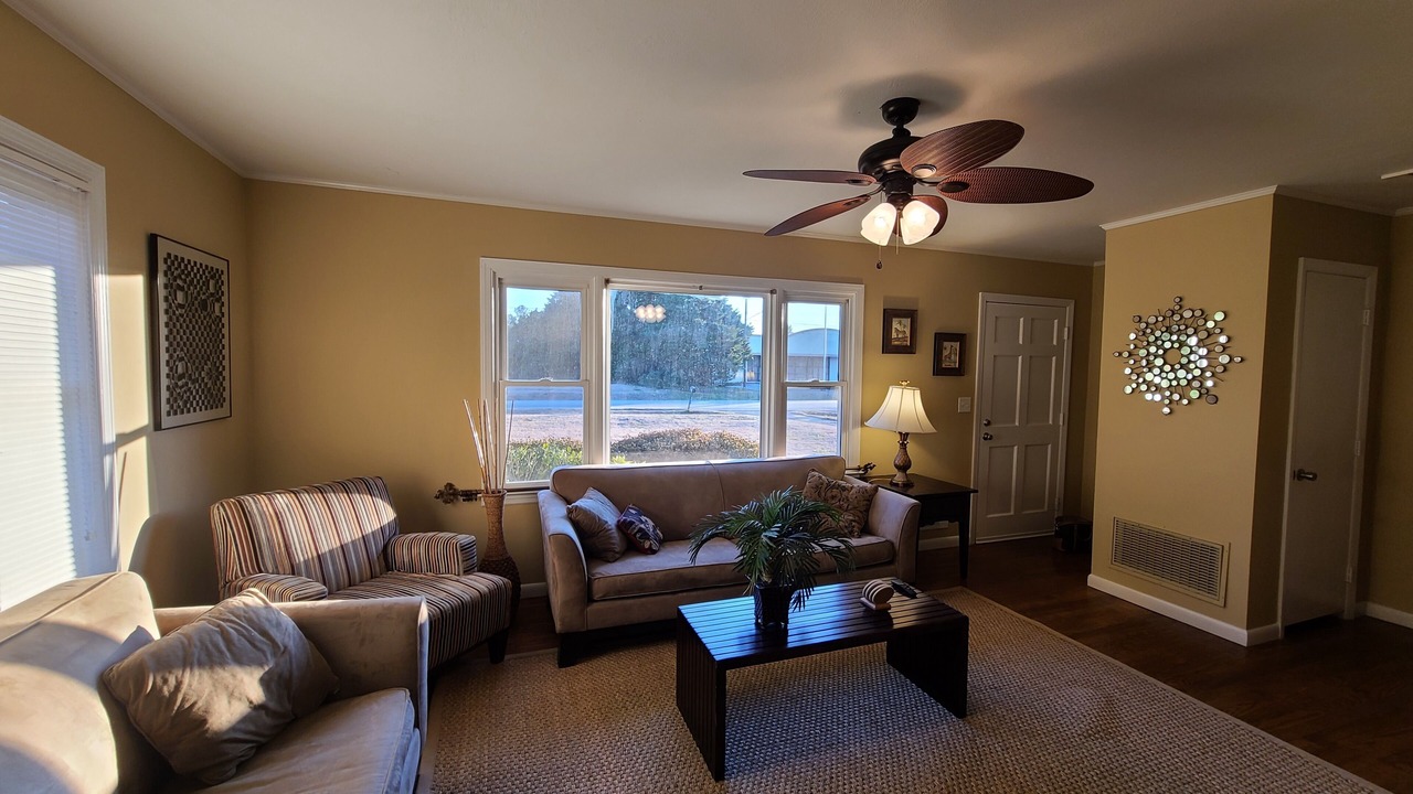 Photo of Livingroom in Zebulon