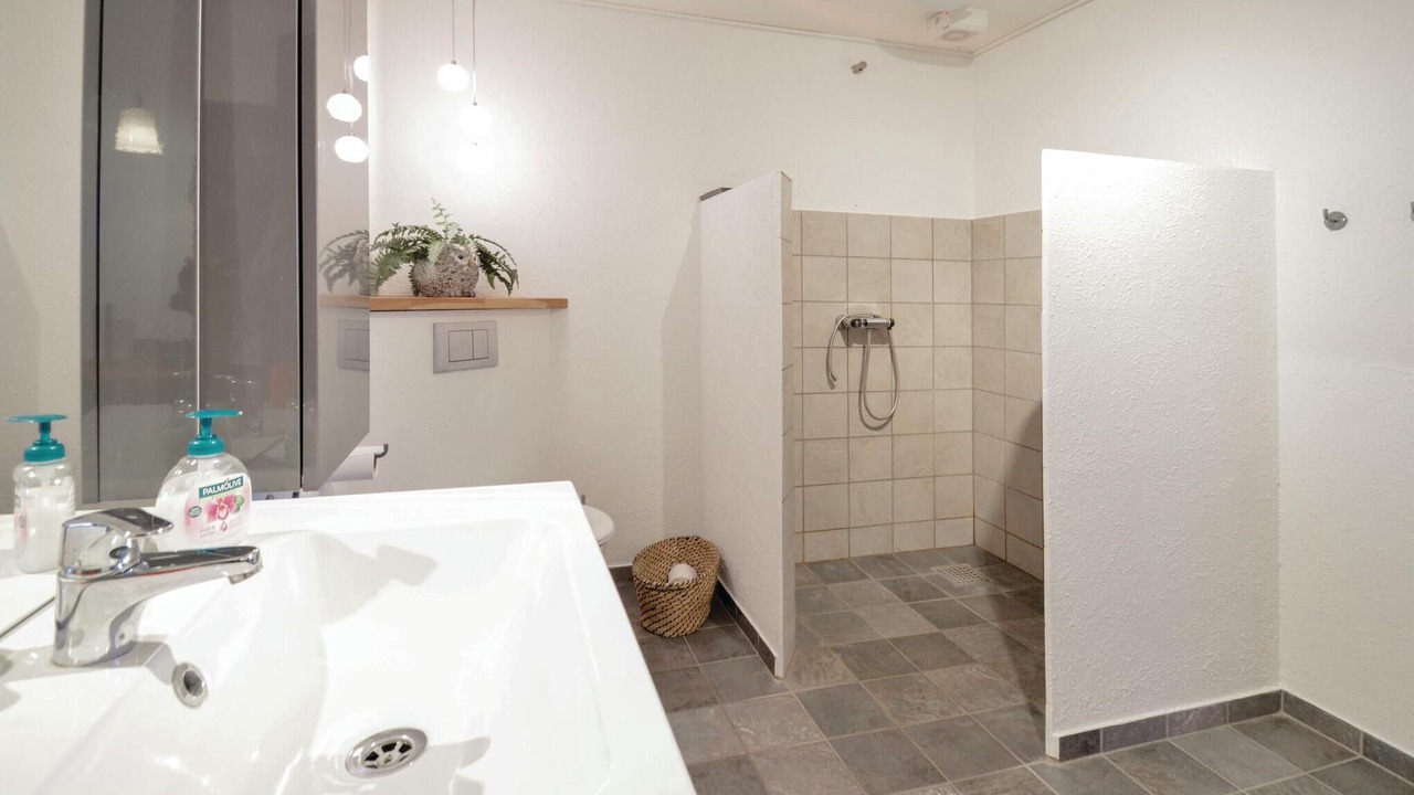 Photo of Bathroom in Store Heddinge
