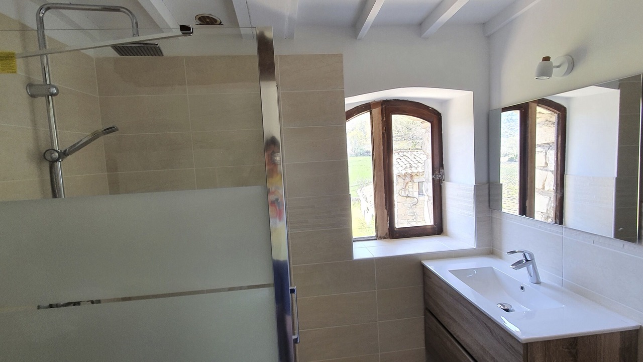 Photo of Bathroom in Viens
