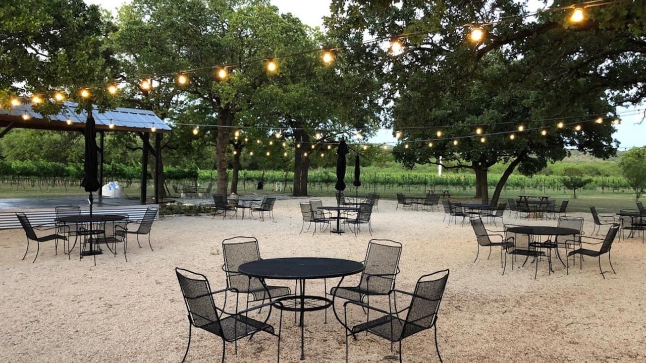 Photo of Outdoor in Round Mountain