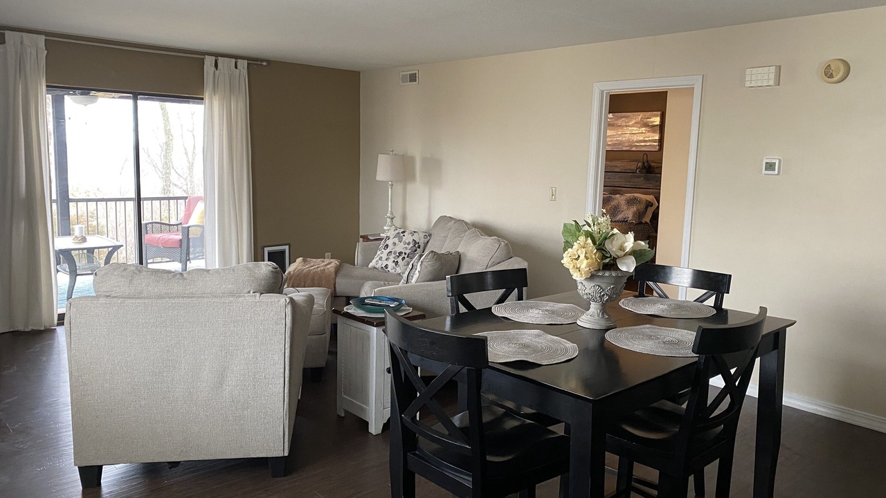 Photo of Livingroom in Lake Ozark