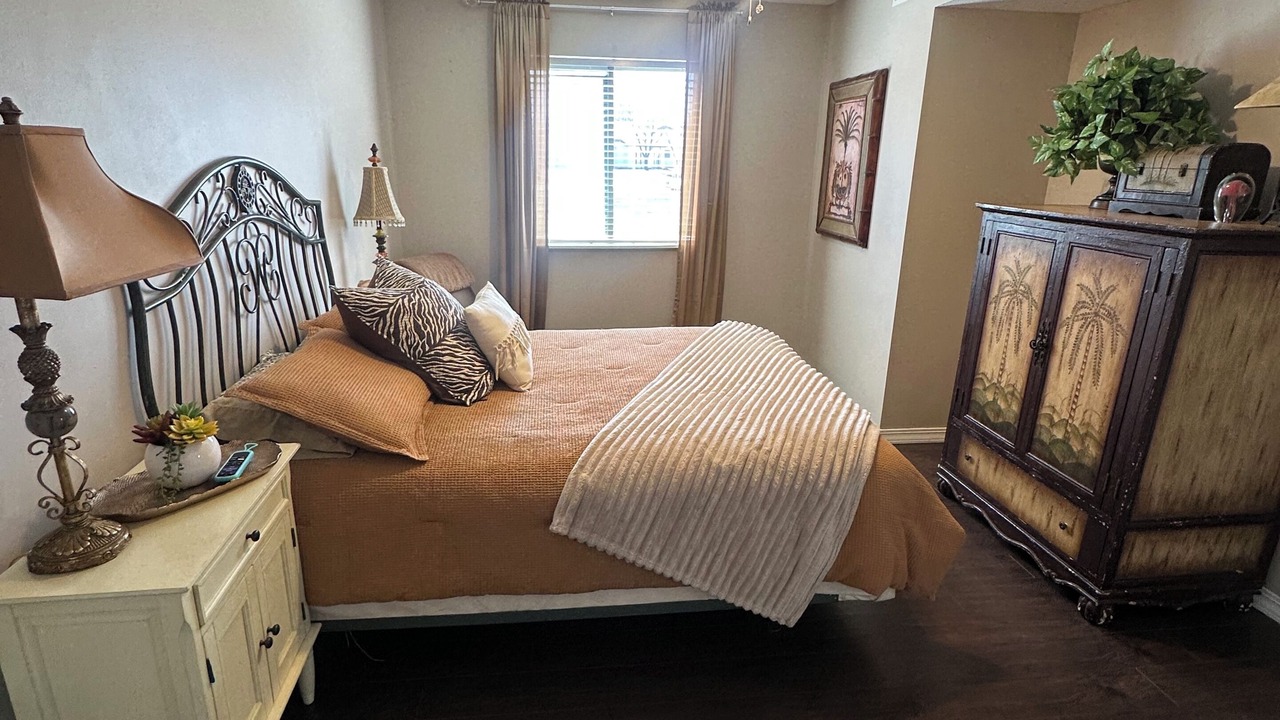 Photo of Bedroom in Lake Ozark