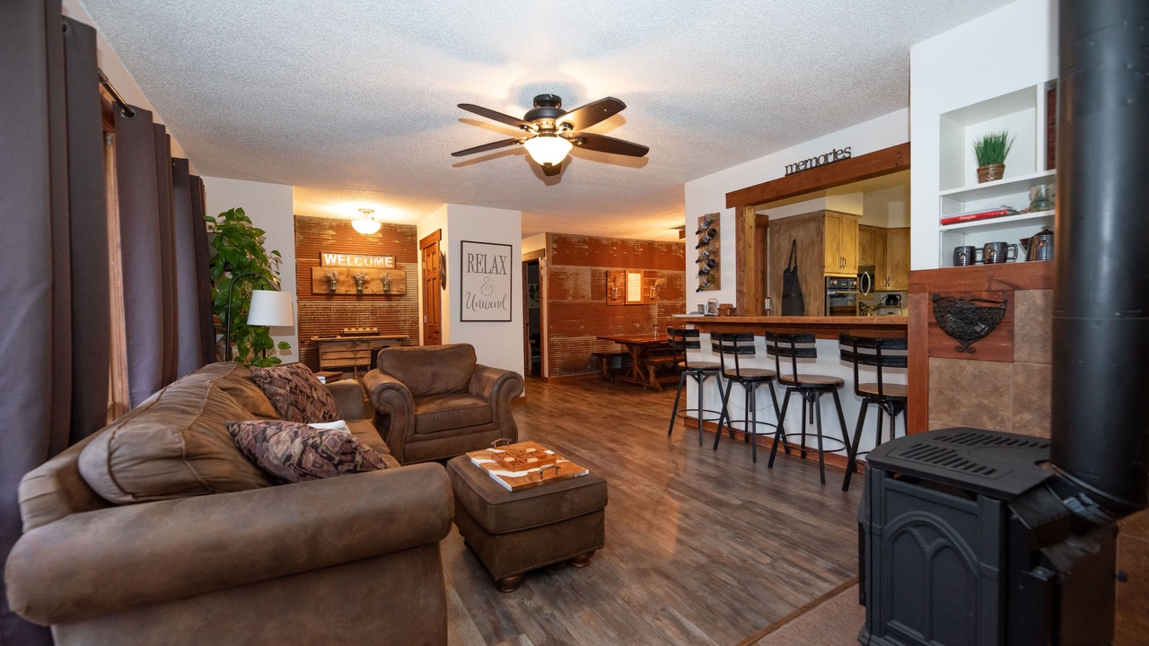 Photo of Livingroom in Decorah