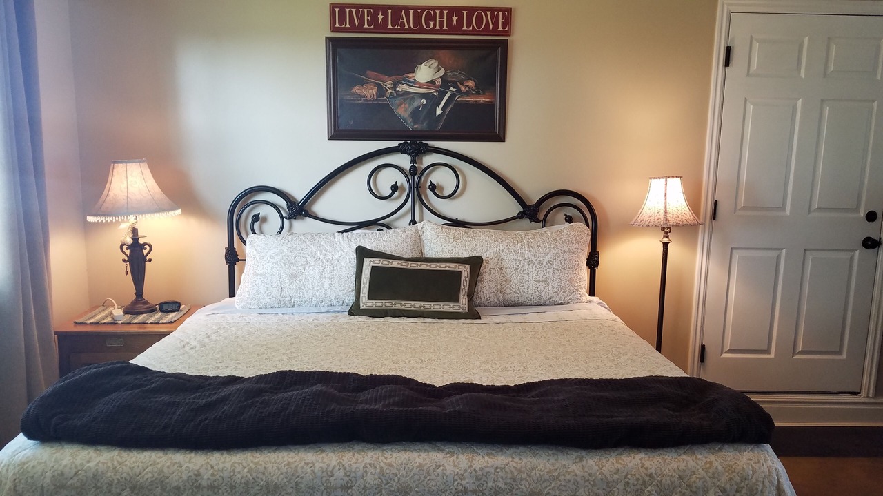 Photo of Bedroom in Erda