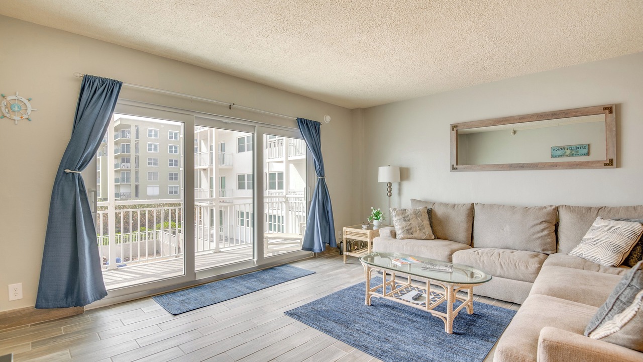 Photo of Livingroom in South Patrick Shores