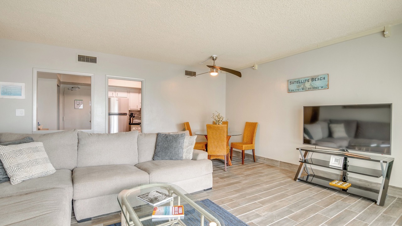 Photo of Livingroom in South Patrick Shores