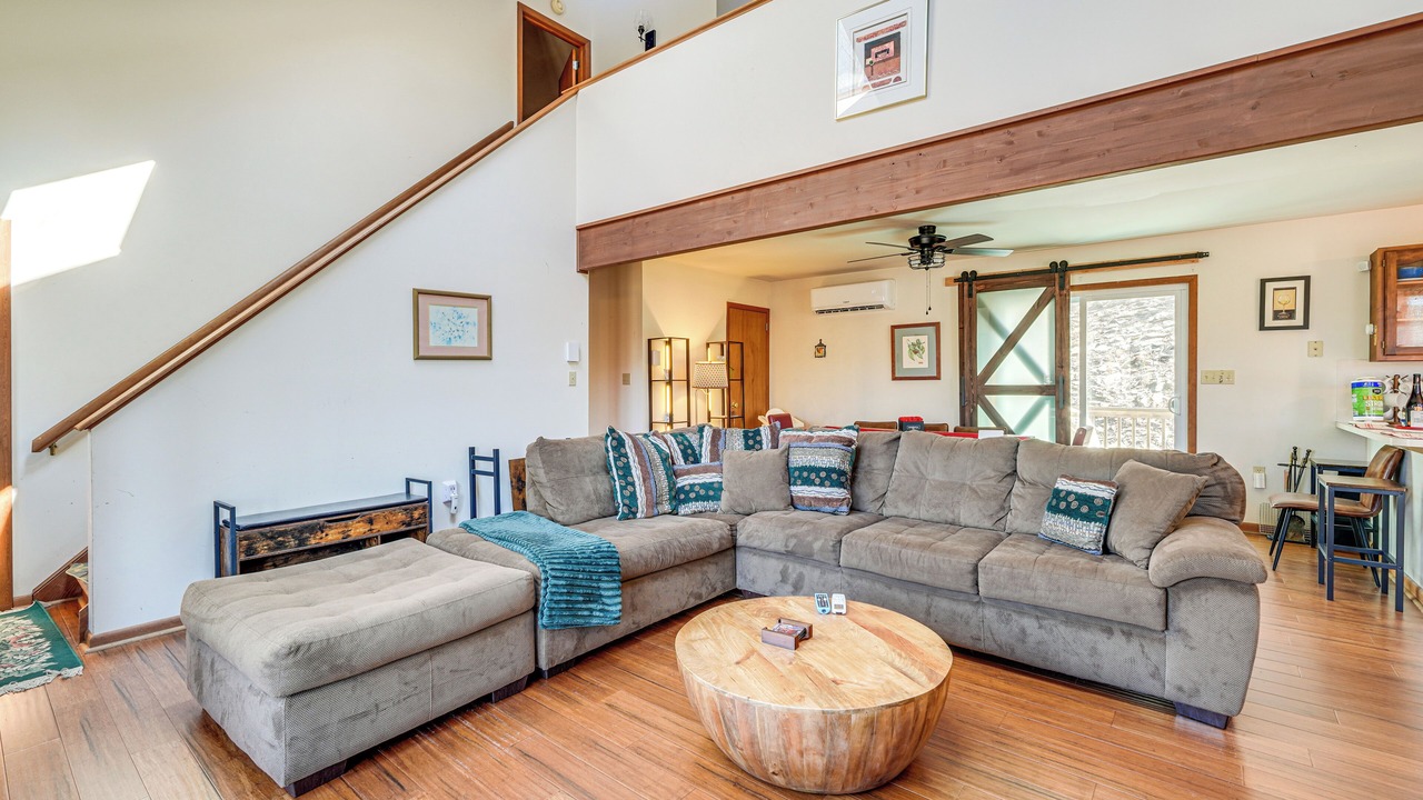 Photo of Livingroom in Bushkill